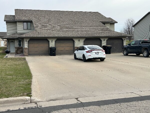 635 Seminole Way, Unit 635 in Deforest, WI - Building Photo
