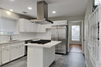 1414 N Yegua River Cir in Sugar Land, TX - Building Photo - Building Photo