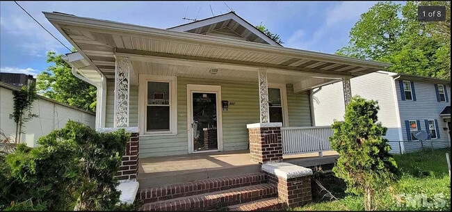 property at 907 Holloway St