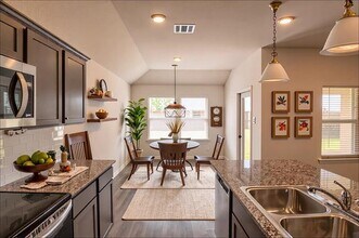 3929 Dickinson Ave in Aubrey, TX - Building Photo - Building Photo