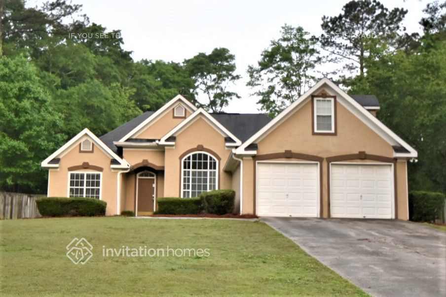 820 Cambridge Creek Dr SW in Conyers, GA - Building Photo