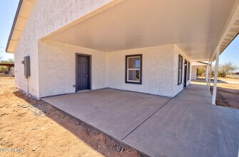 3345 W Tollan Dr in Eloy, AZ - Building Photo - Building Photo