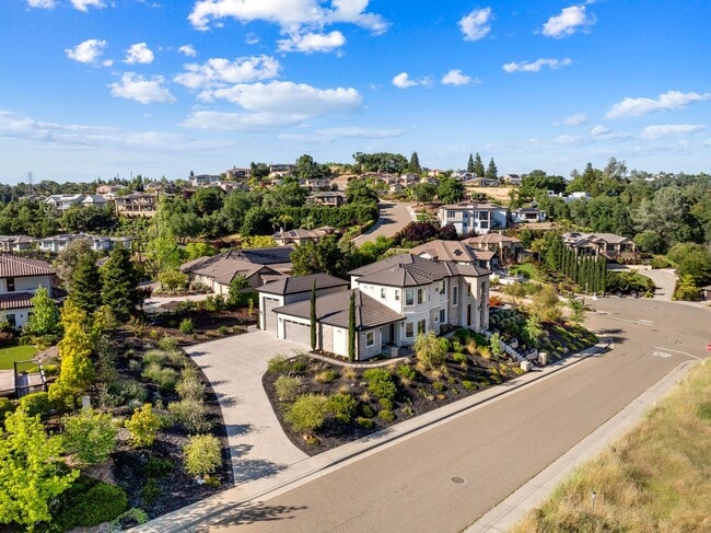 1855 Gavin Cir in Auburn, CA - Building Photo - Building Photo