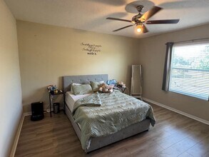 817 Ashentree Dr in Plant City, FL - Building Photo - Building Photo
