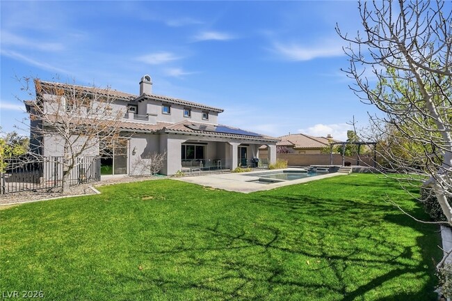 11 Grand Masters Dr in Las Vegas, NV - Building Photo - Building Photo