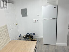 75 Fordover Dr in Toronto, ON - Building Photo - Building Photo