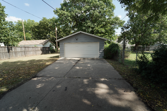 124 S Clarence St in Wichita, KS - Building Photo - Building Photo