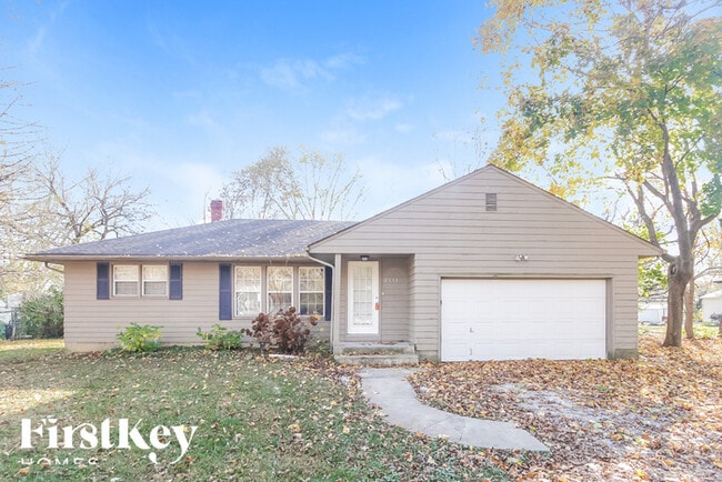property at 2113 Mayfair Dr