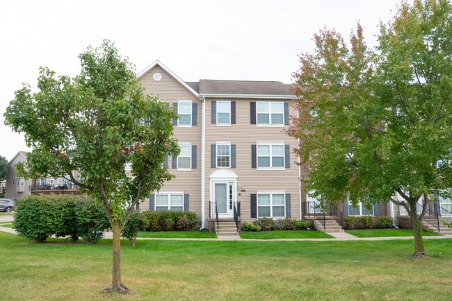 property at 928 NE Kamies Ln
