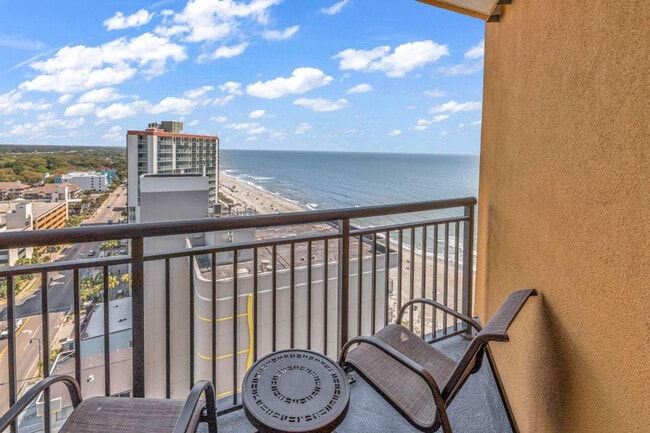 2600 N Ocean Blvd in Myrtle Beach, SC - Foto de edificio - Building Photo