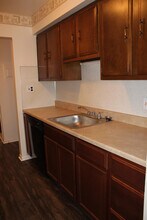 10033 Groh Rd-Unit -34 - UPG in Grosse Ile, MI - Building Photo - Building Photo