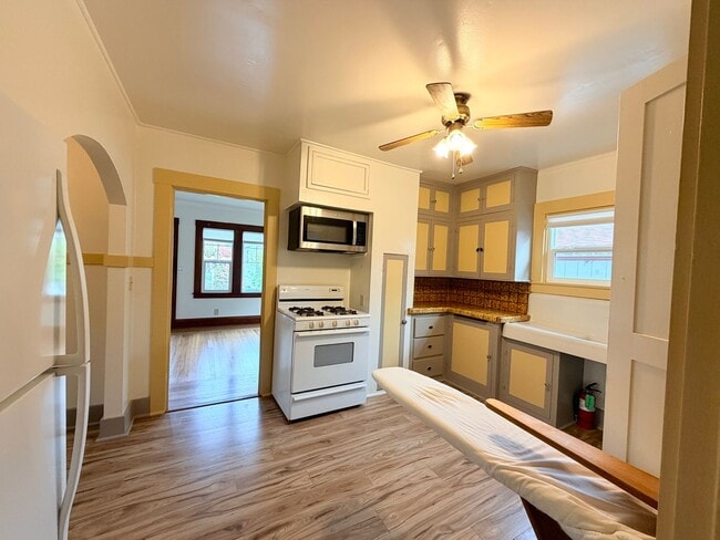 property at 101 Post St