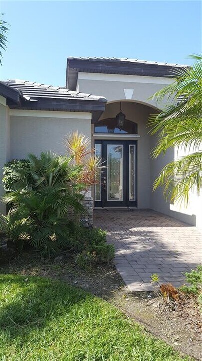 7608 Rio Bella Pl in Bradenton, FL - Building Photo