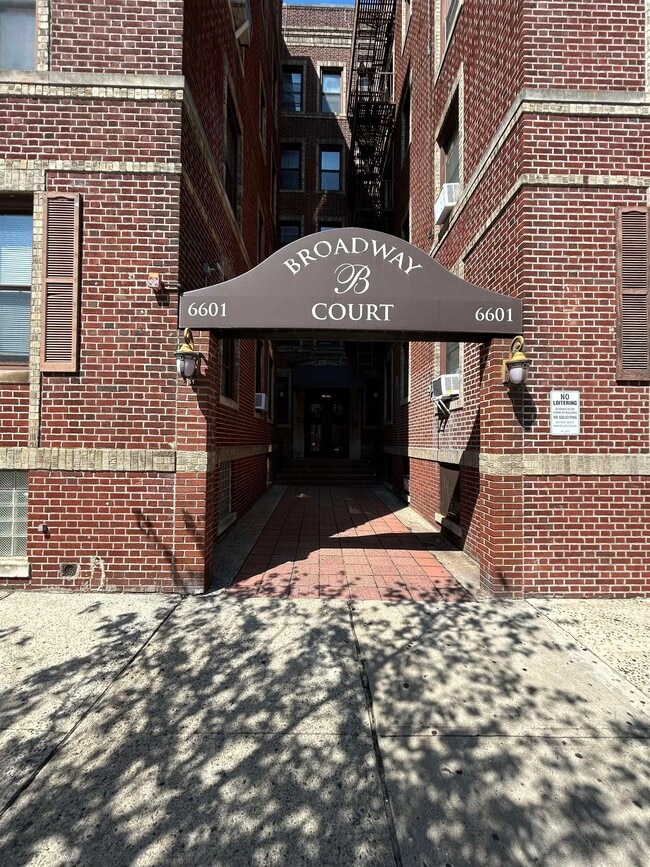 6601 Broadway in West New York, NJ - Building Photo - Building Photo