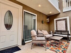 4142 Patrice Rd in Newport Beach, CA - Building Photo