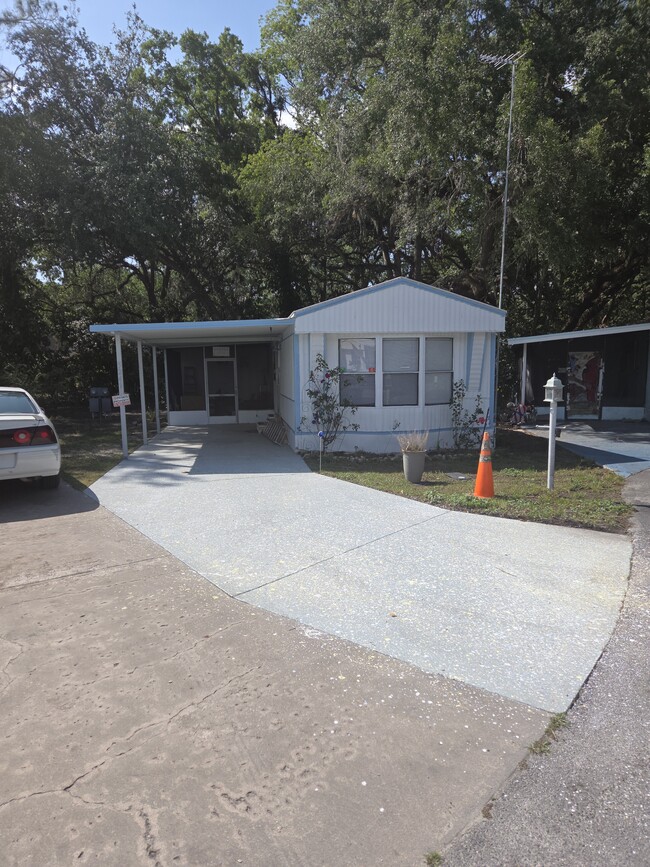 property at 5249 Vineyard St