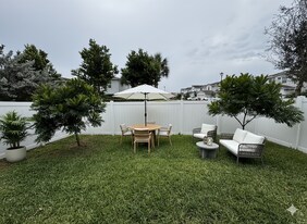 1136 Rio Ct in Lighthouse Point, FL - Building Photo