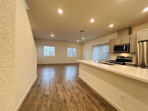 5312 Molino Cir in Roseville, CA - Building Photo - Building Photo