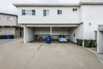 520 E Regent St in Inglewood, CA - Building Photo - Other