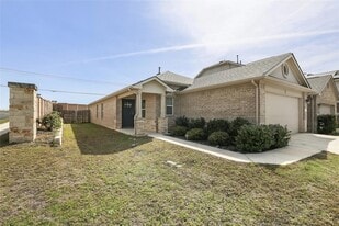 201 Frederick Dr in Georgetown, TX - Building Photo