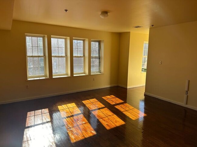 property at 473 Clinton Ave