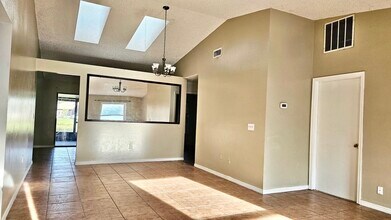 1371 Melshire Ave in Deltona, FL - Building Photo - Building Photo