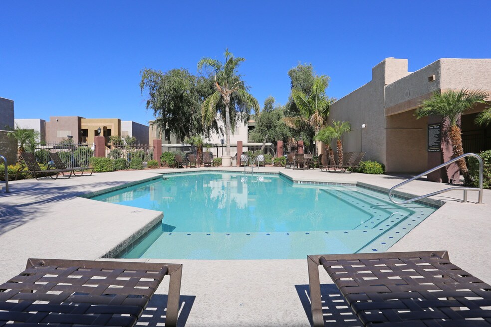 Rose Terrace Apartments and Nearby Avondale Apartments For Rent