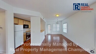 2302 Wrightsville Ave in Wilmington, NC - Building Photo - Building Photo