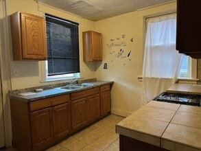 2439 N 5th St in Harrisburg, PA - Building Photo - Building Photo