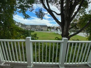 2 Mellor Ln in Saratoga Springs, NY - Building Photo - Building Photo