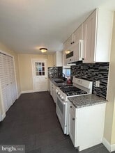 557 Powderhorn Rd in King of Prussia, PA - Building Photo - Building Photo