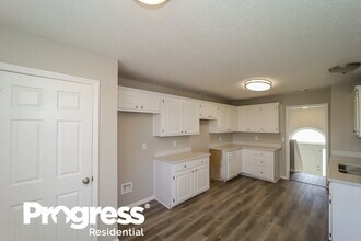 2710 Luke Dr in Ellenwood, GA - Building Photo - Building Photo