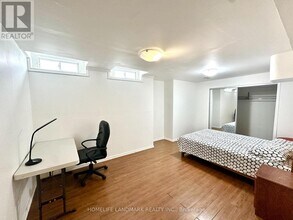 86 Snowdon Cir in Markham, ON - Building Photo - Building Photo