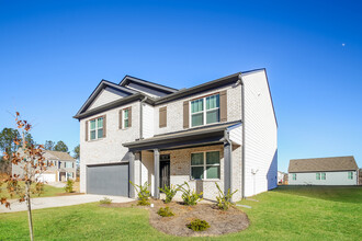 352 Springer Pkwy in Dallas, GA - Building Photo - Building Photo