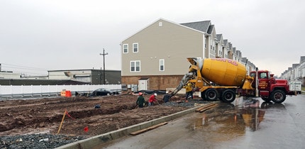 Liberty Square at Wesmont Station in Wood Ridge, NJ - Foto de edificio - Building Photo