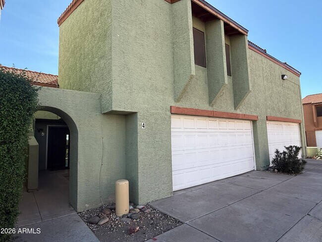 2202 W Glenrosa Ave in Phoenix, AZ - Building Photo - Building Photo
