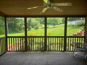 12 Pauls Way, Unit In-law Apartment in Newbury, MA - Building Photo - Building Photo