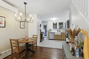 715 Ellsworth St in Philadelphia, PA - Building Photo