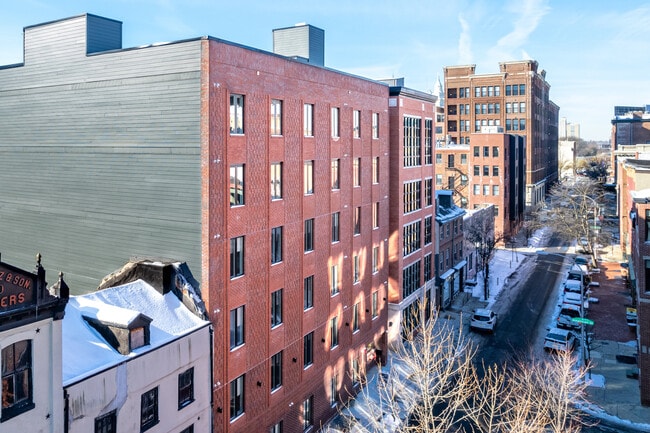 214 Vine