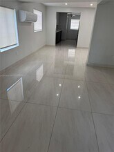 6116 SW 38th St in Miramar, FL - Building Photo - Building Photo