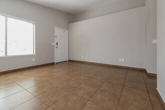 8516 W Elm St in Phoenix, AZ - Building Photo - Building Photo