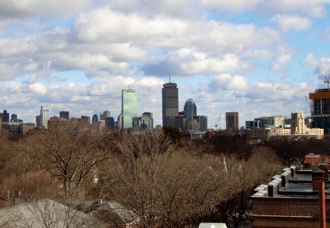 78 Browne St, Unit 7 in Brookline, MA - Building Photo - Building Photo