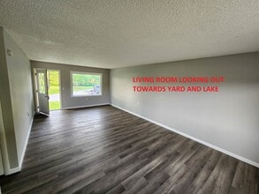 7939 E Cree Lake Dr S in Kendallville, IN - Building Photo - Building Photo