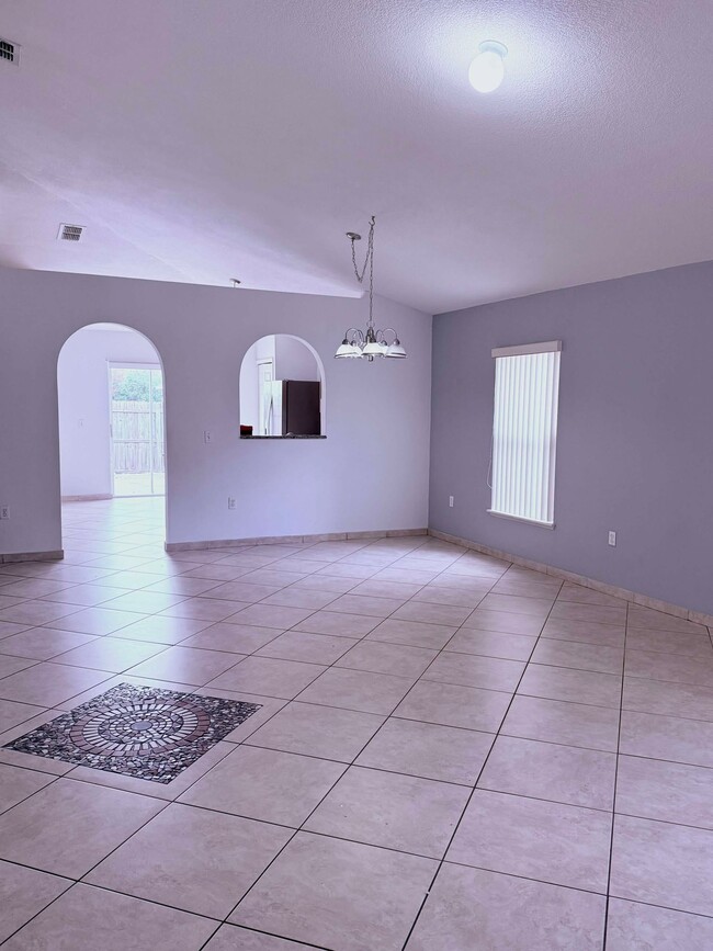 7709 Harbor Lake Dr in Orlando, FL - Building Photo - Building Photo