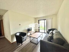 1115 W 1st St in Ankeny, IA - Building Photo - Building Photo