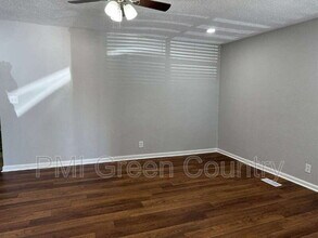 12429 E 11th Ct in Tulsa, OK - Foto de edificio - Building Photo