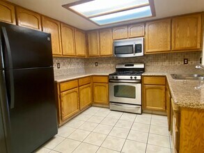 205 E Upjohn Ave in Ridgecrest, CA - Building Photo - Building Photo