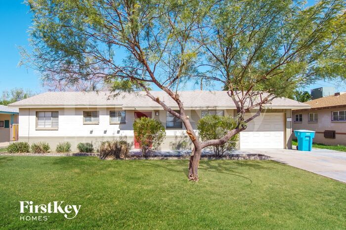 2144 W State Ave in Phoenix, AZ - Building Photo