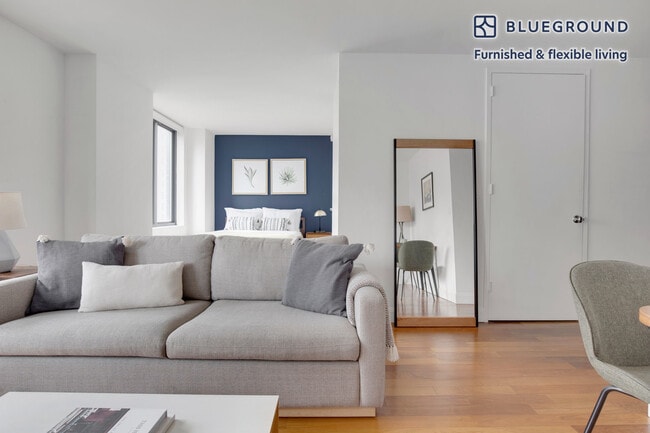 290 3rd Ave in New York, NY - Building Photo - Building Photo