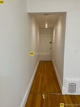 698 Huntington Ave, Unit #4 in Boston, MA - Building Photo - Building Photo